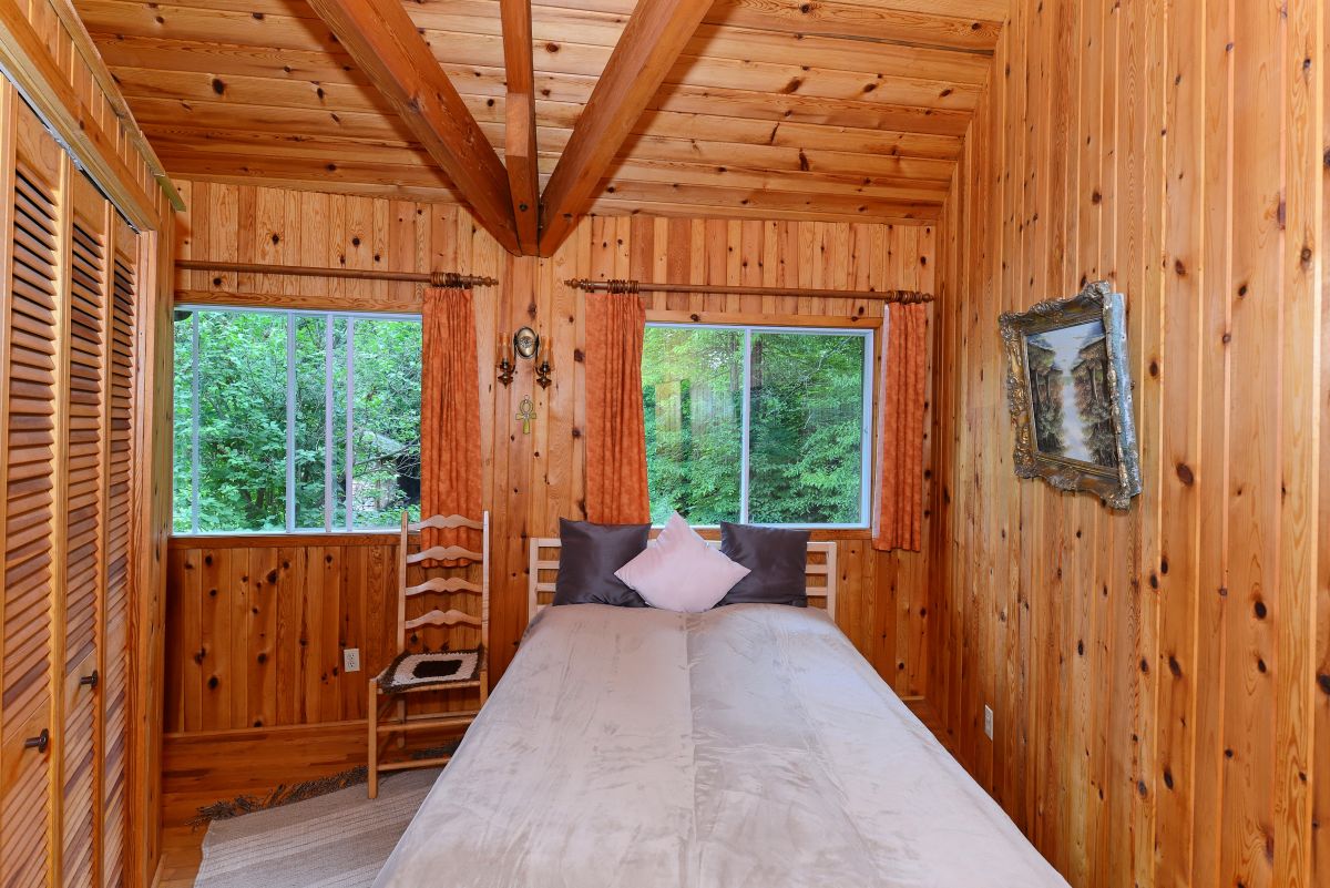Real Estate Photography & Virtual Tours Bark Lake