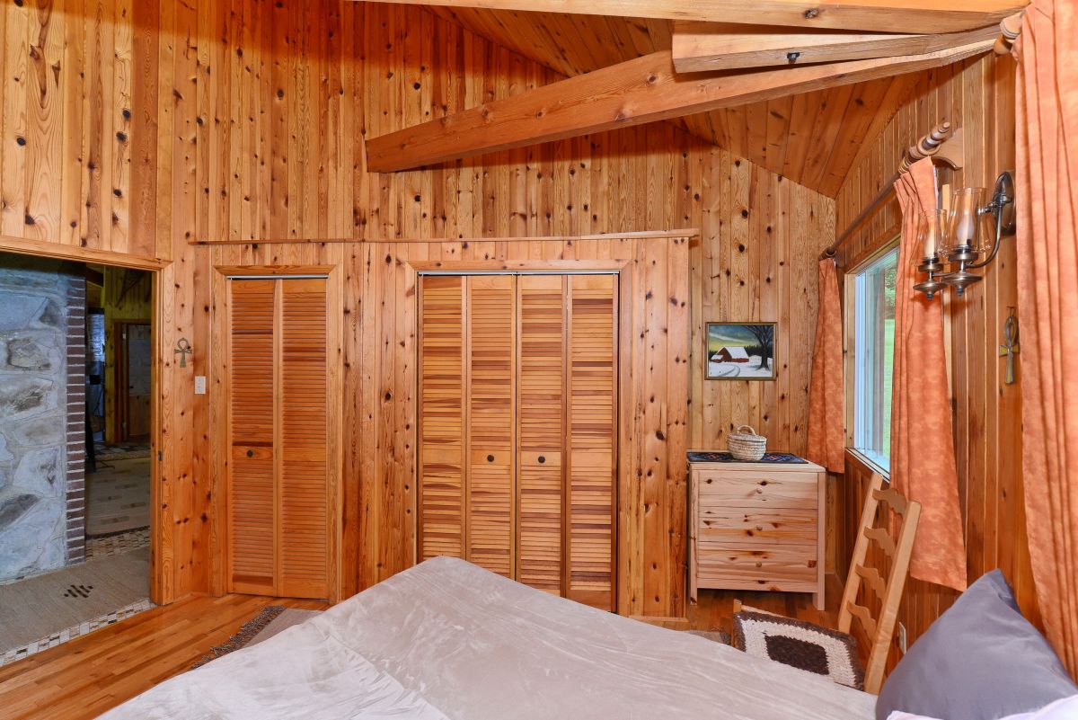 Real Estate Photography & Virtual Tours Bark Lake