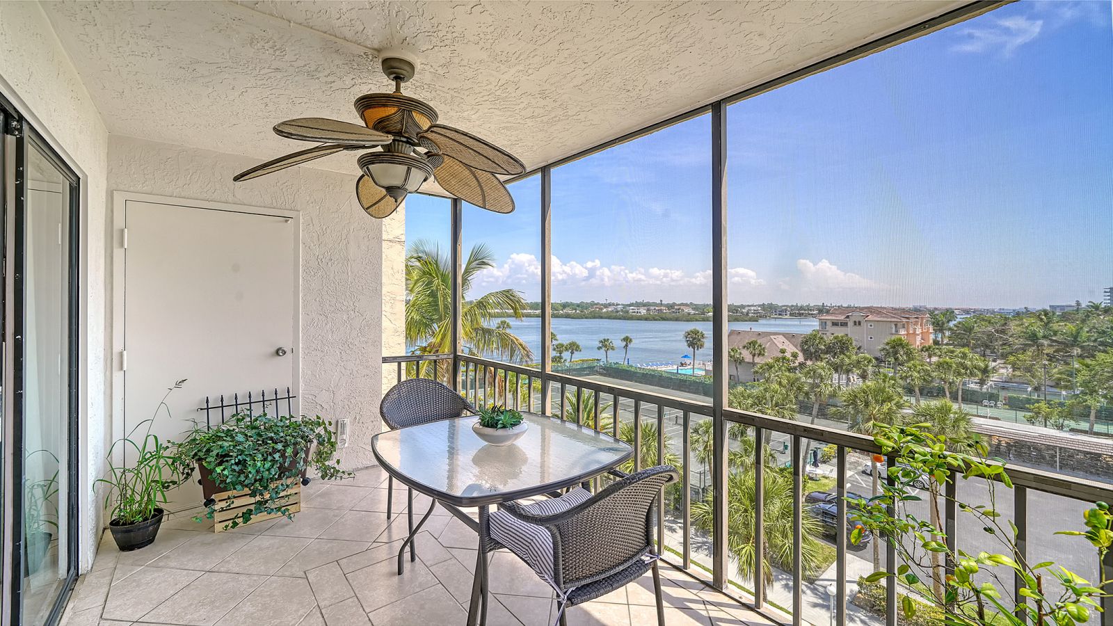 Real Estate Photography & Virtual Tours 5855 Midnight