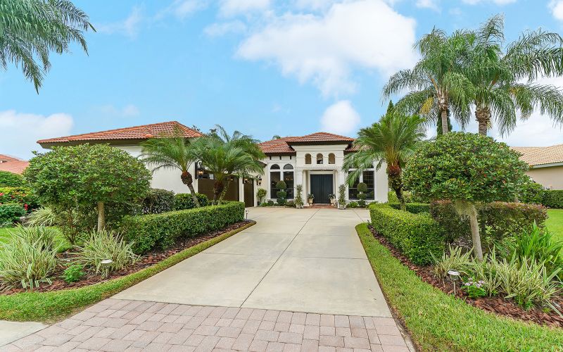 7532 Abbey Glen Real Estate Photography & Virtual Tours