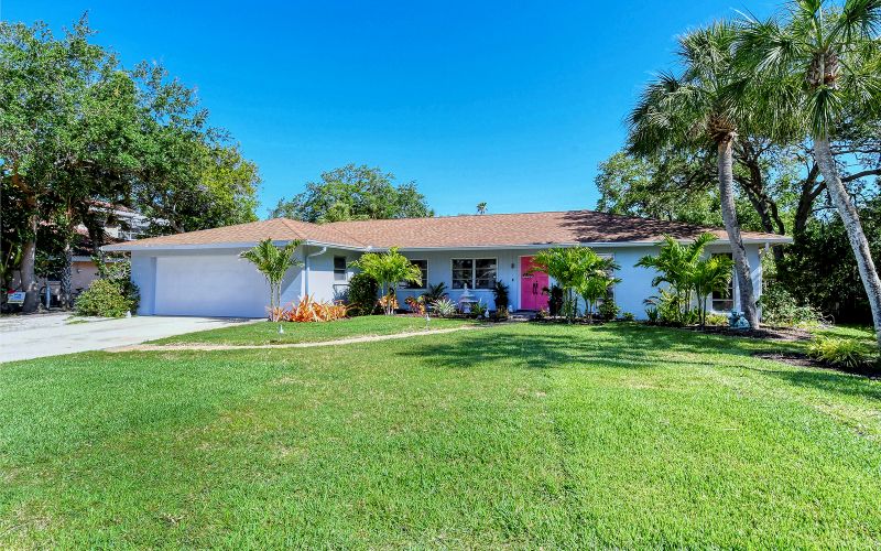 Real Estate Photography & Virtual Tours 613 Buttonwood Dr